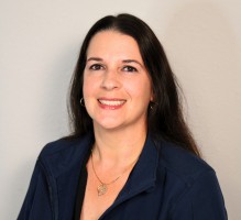  Marianne Dean